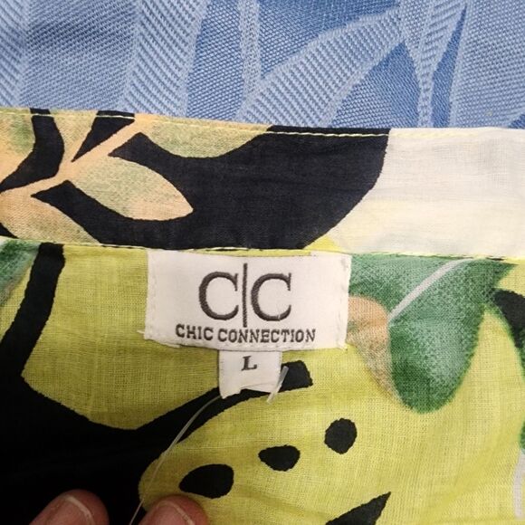 CC Chic Connections Top L Green Floral Button Up Roll Tab Sleeve 100% Cotton NWT - Picture 3 of 5